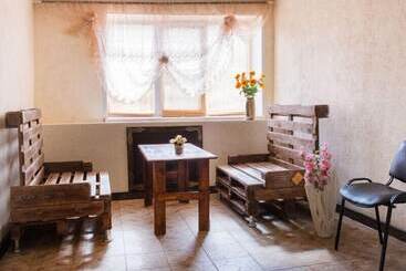 پانسیون Dorozhny Guest House