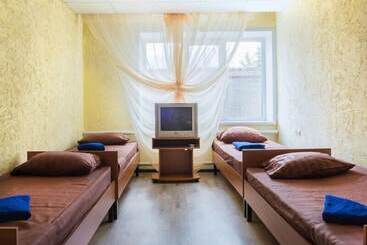 پانسیون Dorozhny Guest House