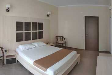 پانسیون Iva Guest House
