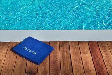 پانسیون Iro Suites