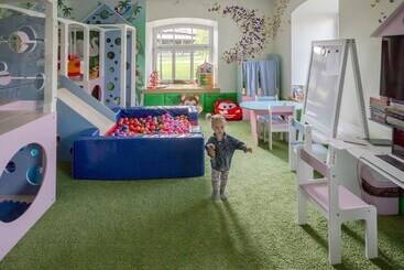 استراحتگاه Ladozhskaya Usadba