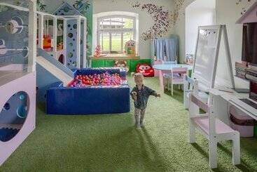 استراحتگاه Ladozhskaya Usadba
