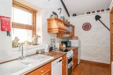 Bluebell Cottage