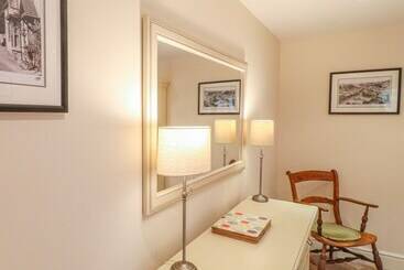 Brookside Cottage