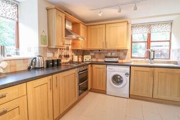 Brookside Cottage