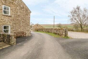 Goldsborough Cottage