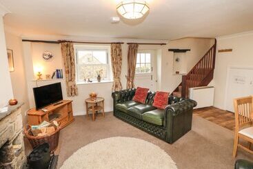 Goldsborough Cottage
