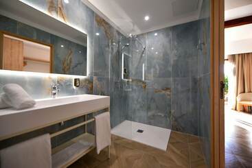 هتل Hôtel Palazzu Et Spa   Adults Only