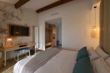 هتل Hôtel Palazzu Et Spa   Adults Only