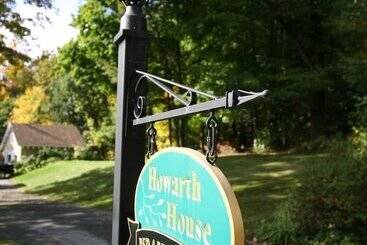 Howarth House B&b