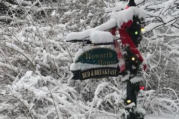 Howarth House B&b