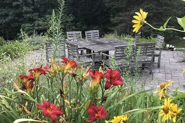 Howarth House B&b