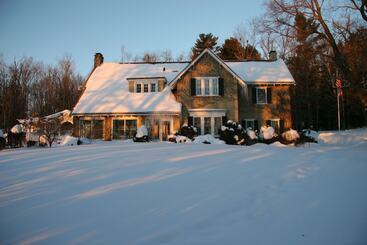 Howarth House B&b
