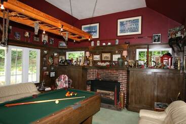 Howarth House B&b