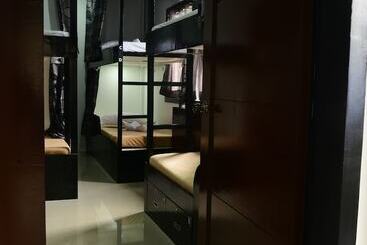 Island Hostel Boracay   Adults Only