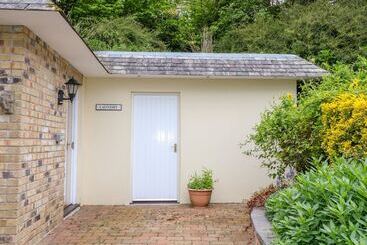 Lambkin Cottage