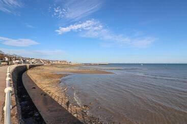Penrhyn View