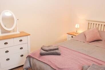 Pinner S Cottage
