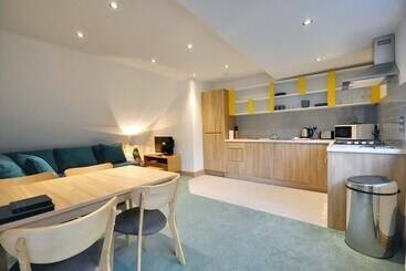 Pippin House B