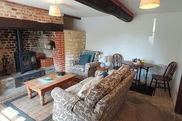 Pound Cottage