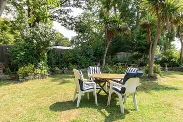 Riverhouse Lodge