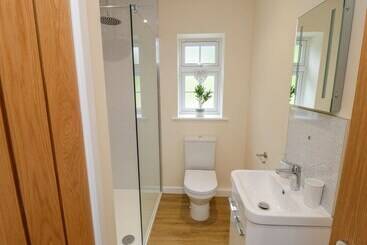 Ryedale Country Lodges   Willow Lodge