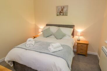 Ryedale Country Lodges   Willow Lodge