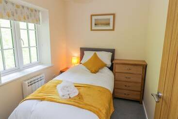 Ryedale Country Lodges   Willow Lodge