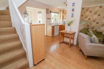 Shell Cottage