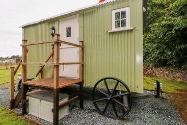 Shepherds Hut   The Crook