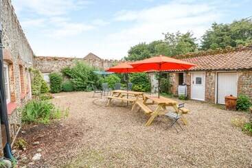 Southrepps Lodge