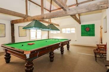 Southrepps Lodge