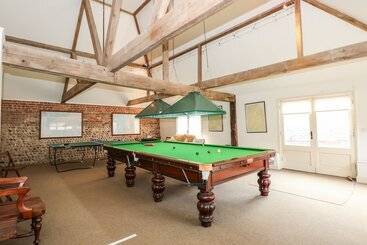 Southrepps Lodge