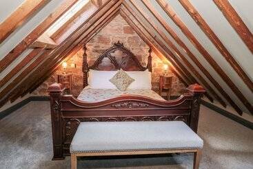 Stable Cottage