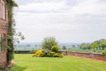 The Manor House At Kenwick Lodge