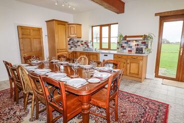 The Manor House At Kenwick Lodge