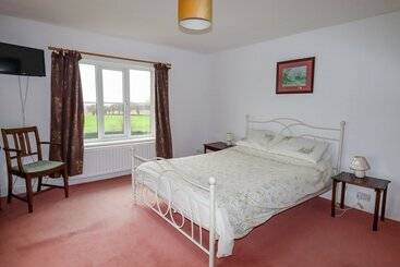The Manor House At Kenwick Lodge