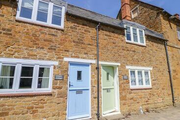 Treacle Cottage