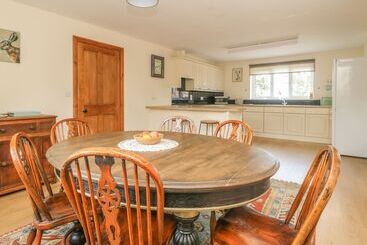 Wayside Cottage