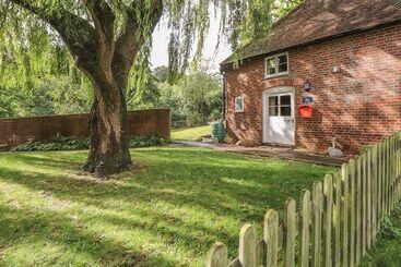 Weir Cottage