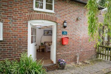 Weir Cottage
