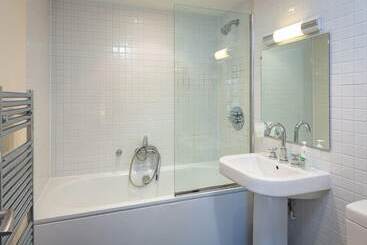 13 Combehaven