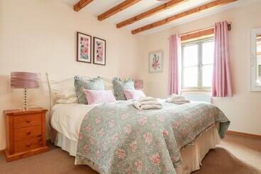 Ash Cottage