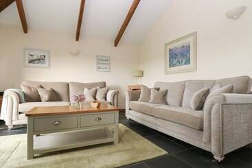 Ash Cottage
