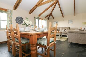 Ash Cottage