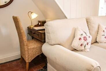 Bridge View Cottage