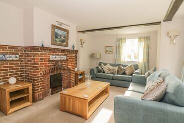 Cherry Tree Cottage