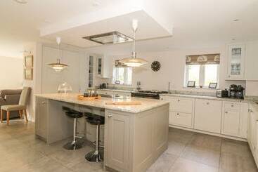Cherry Tree Cottage