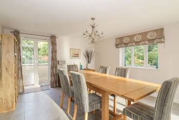 Cherry Tree Cottage