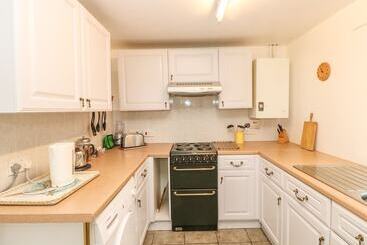 Dale View Cottage